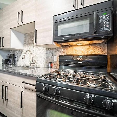 Walkable Gem In Little Italy Apartment คลีฟแลนด์ ภายนอก รูปภาพ